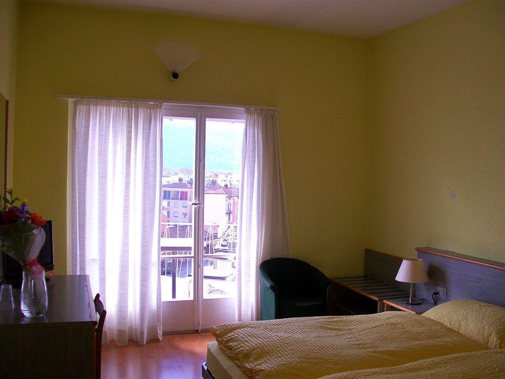Hotel Garni Montaldi Muralto Exterior foto